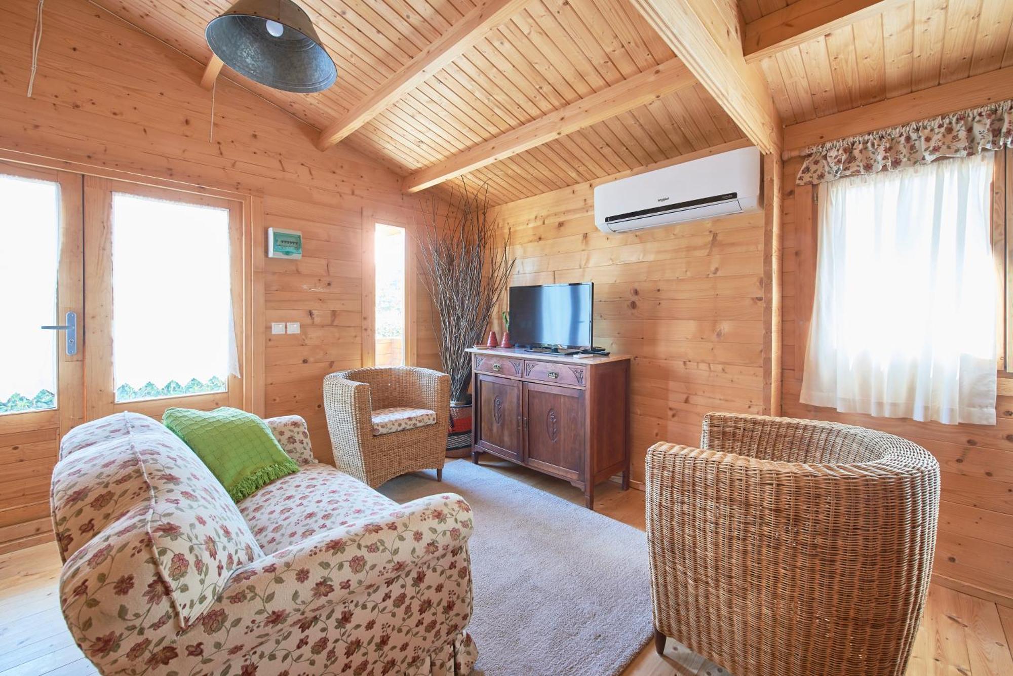 Lakeside Cabin Oasis W/ Ac, By Timecooler Montargil Exterior photo
